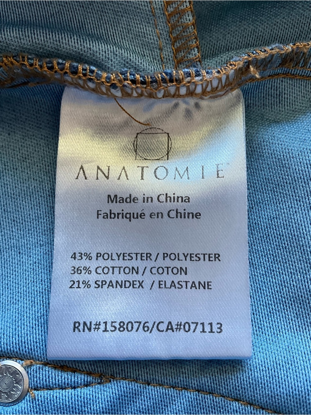 Anatomie Travel Pants Size L Blue Denim Performance Flare Stretch Jeans - Picture 6 of 7
